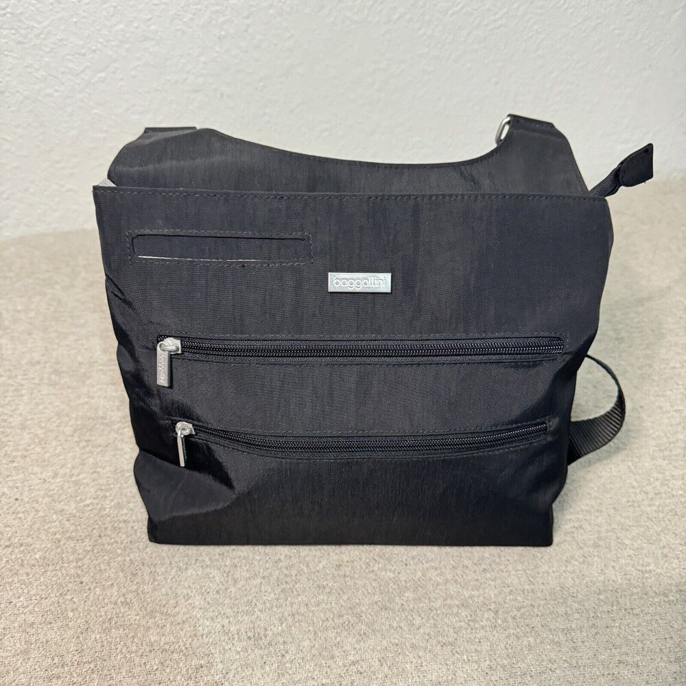 Baggallini Bucket Bagg Black Crossbody Organizer Nylon Travel Work Vacation